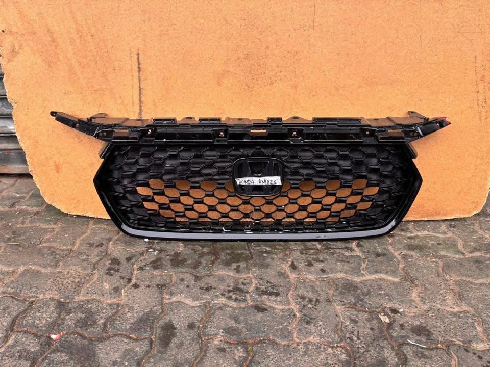 Honda Amaze Grill - Private Seller Honda Amaze Grill - Private Seller