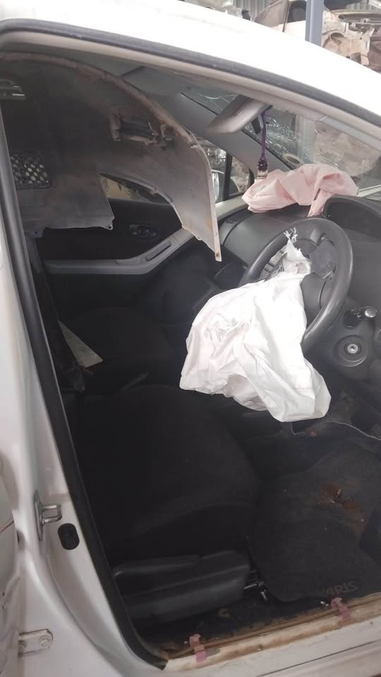 2010 YARIS HATCH 4CYL FOR SPARES - Private Seller 2010 YARIS HATCH 4CYL FOR SPARES - Private Seller