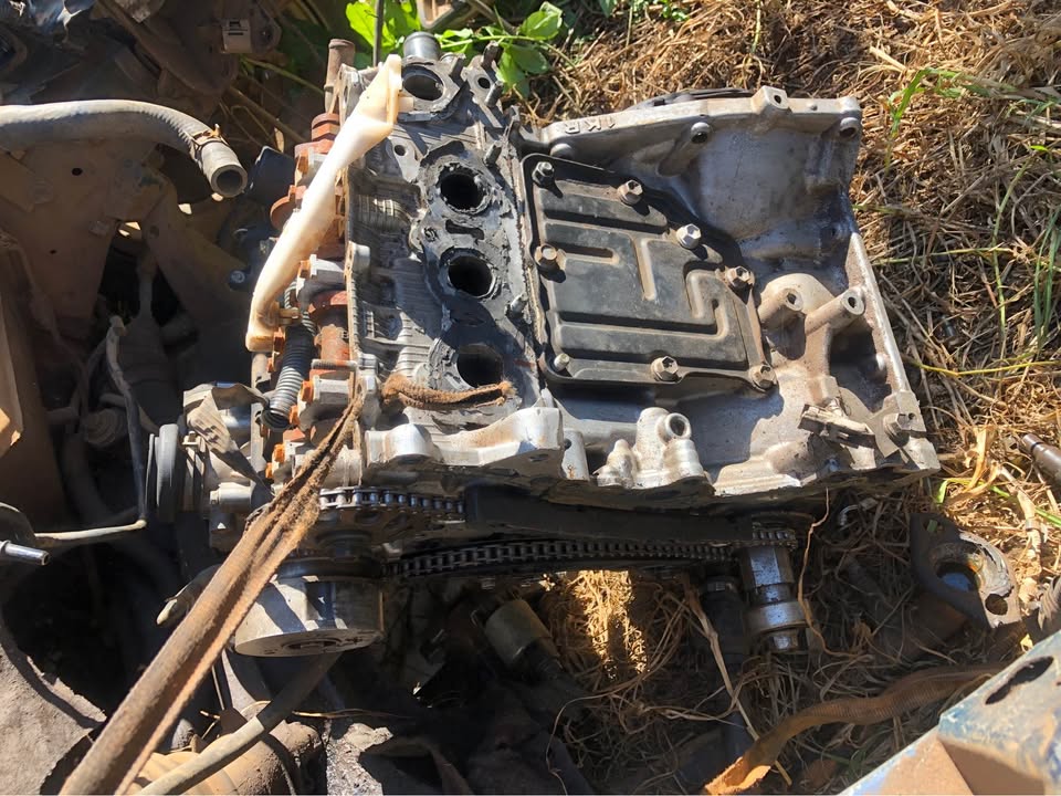 Toyota Yaris 1kr Engine Parts for Sale - Private Seller