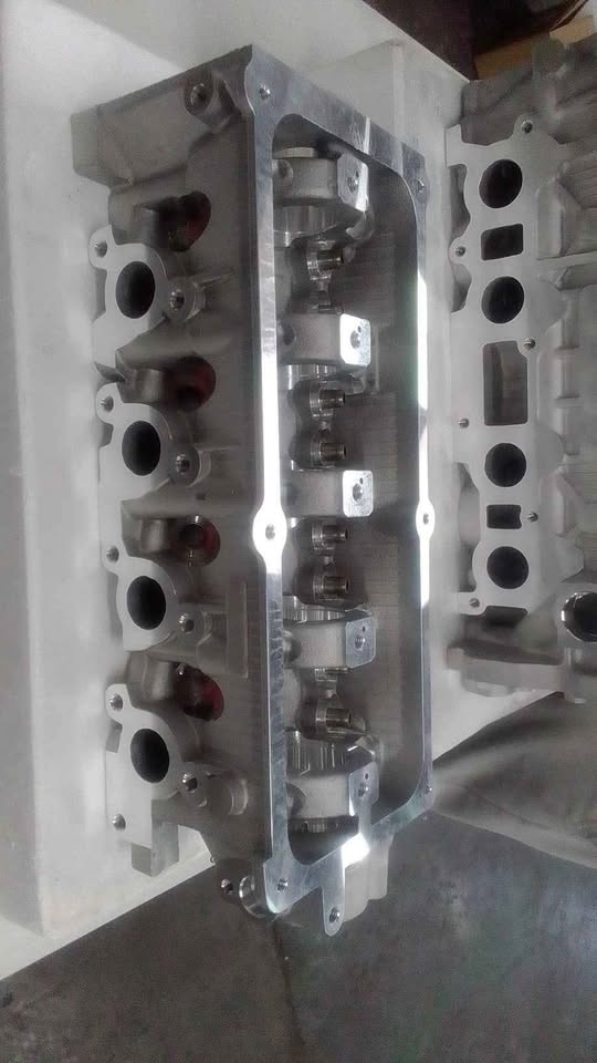 HYUNDAI G4HG CYLINDER HEAD FOR SALE - Private Seller HYUNDAI G4HG CYLINDER HEAD FOR SALE - Private Seller