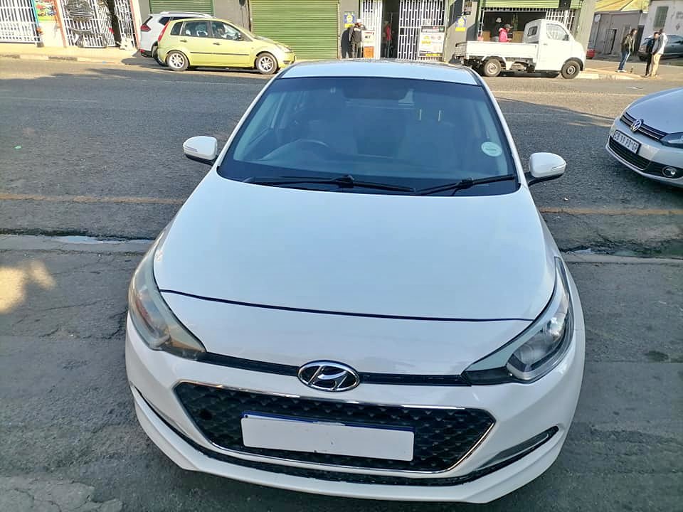 2015 Hyundai i20 1.4 Fluid with a leather interior