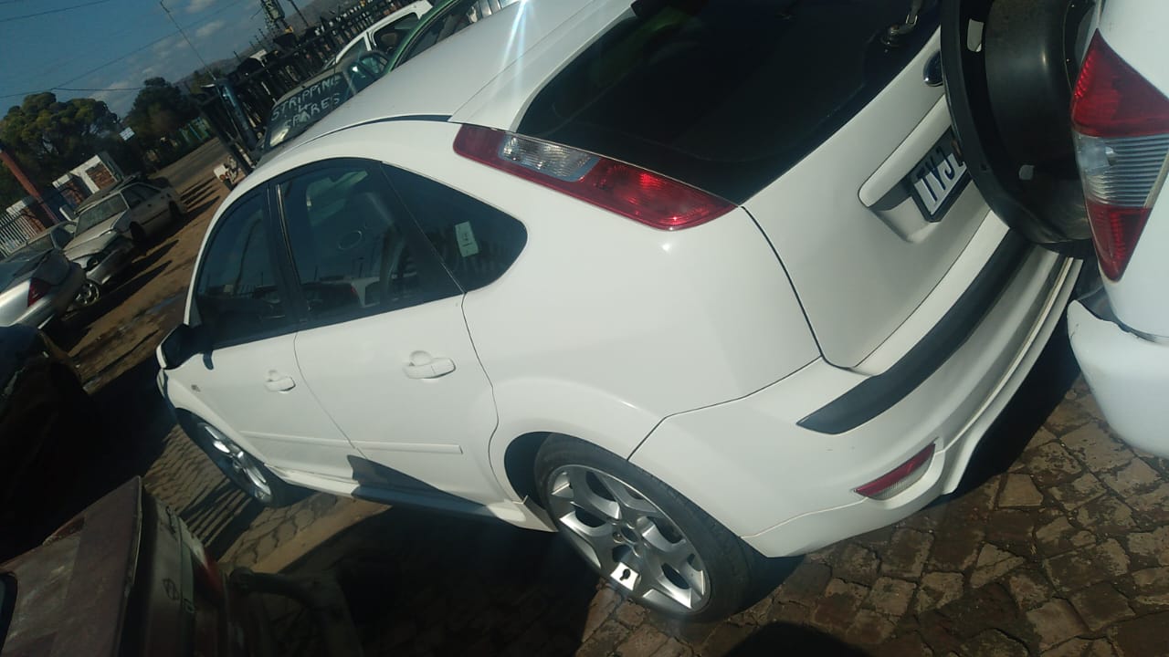 2006 Ford Focus 1.6 spares - White in colour - Private Seller 2006 Ford Focus 1.6 spares - White in colour - Private Seller
