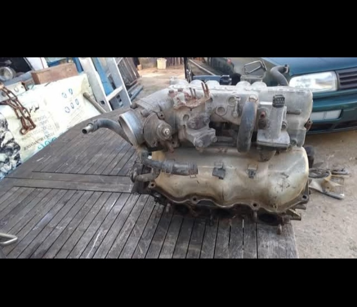 Nissan VG30 V6 4x4 gearbox and tops - Private Seller Nissan VG30 V6 4x4 gearbox and tops - Private Seller