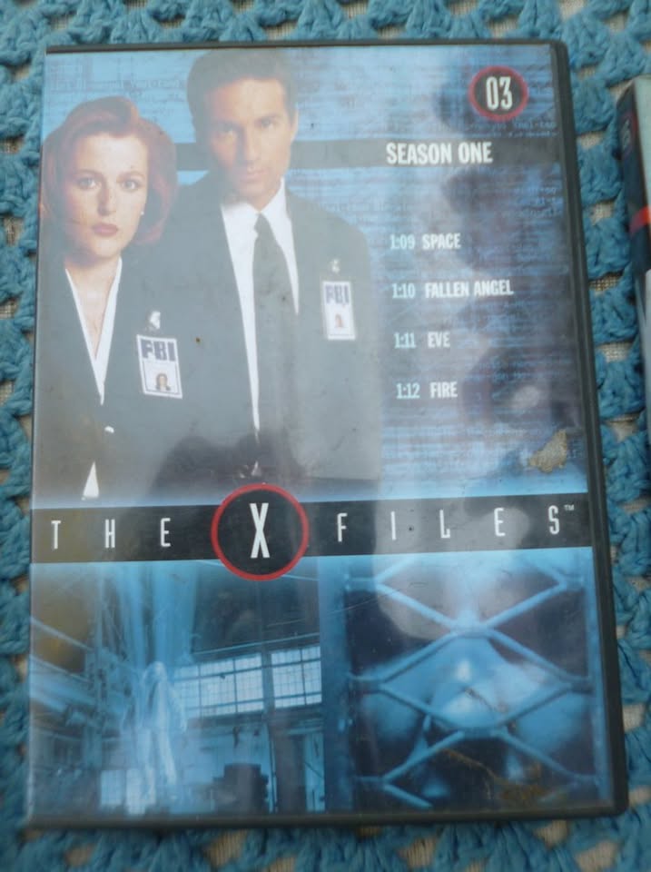 X Files Season 1.01-1.04 season 1.09-1.02 season 5.01-5.04