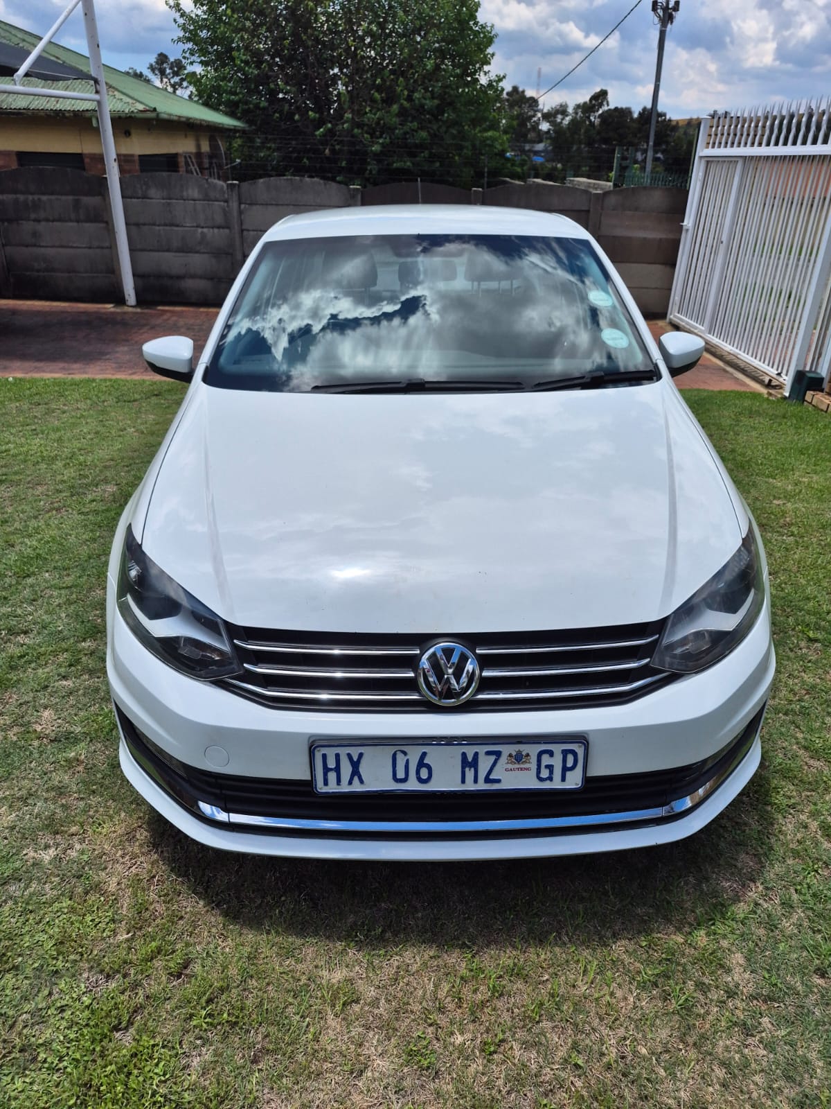 Used 2021 Volkswagen Polo sedan 1.6 Comfortline - Private Seller Used 2021 Volkswagen Polo sedan 1.6 Comfortline - Private Seller