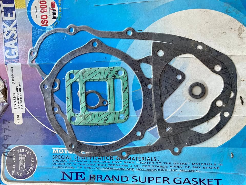 Yamaha DT 175 bottom gasket. - Private Seller Yamaha DT 175 bottom gasket. - Private Seller