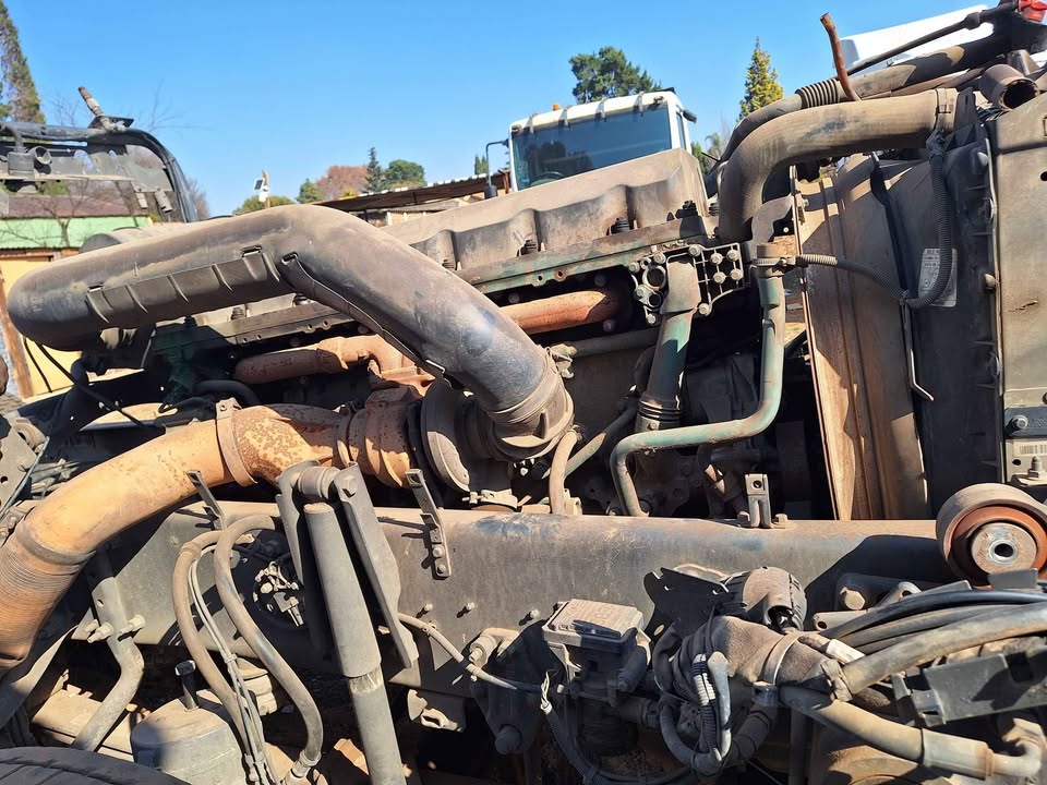 Volvo FH12 440 Version 3 stripping