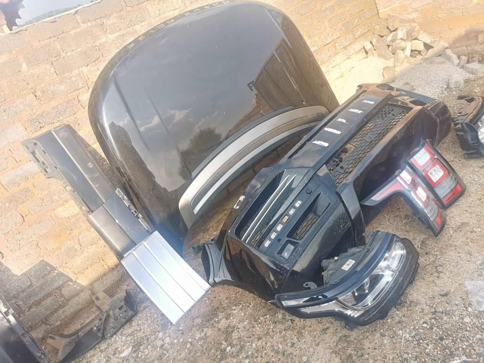 Range Rover vogue Startech body kit - Private Seller Range Rover vogue Startech body kit - Private Seller