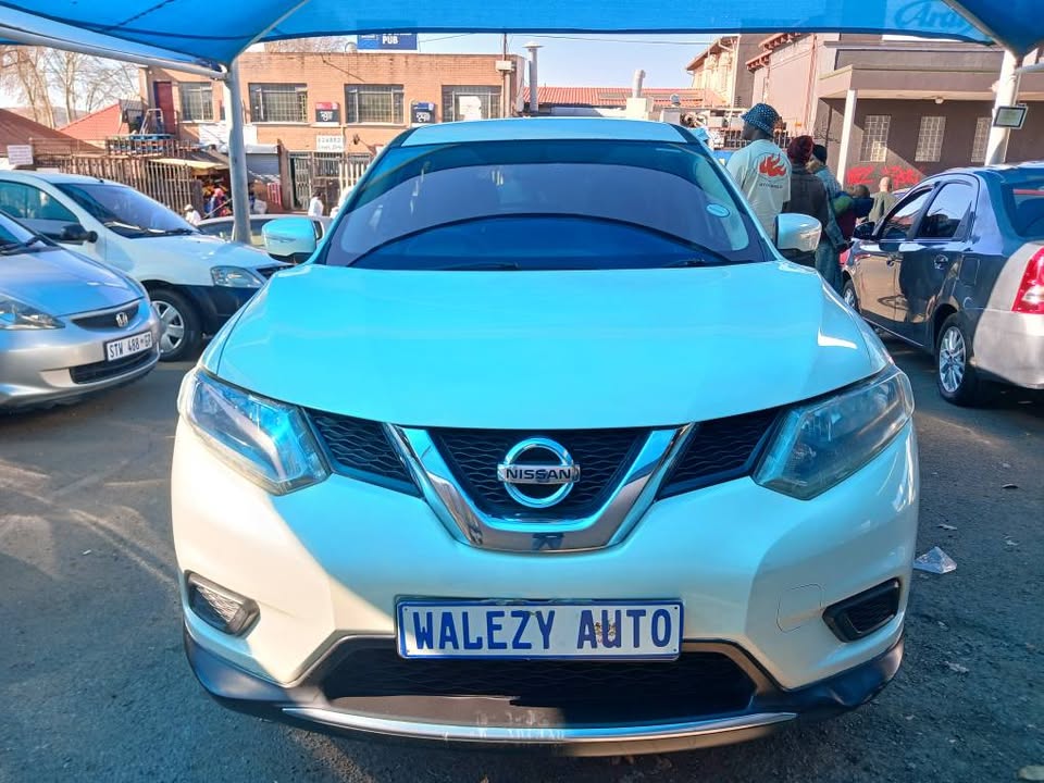 2017 NISSAN X-TRAIL 2.0 Transmission: Manual Mileage: 122000km Fueltype: Petrol White