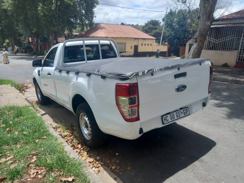2017 Ford Ranger  single cab 2.2 Diesel, Manual 5speed, White, Spere key, Low Raider,