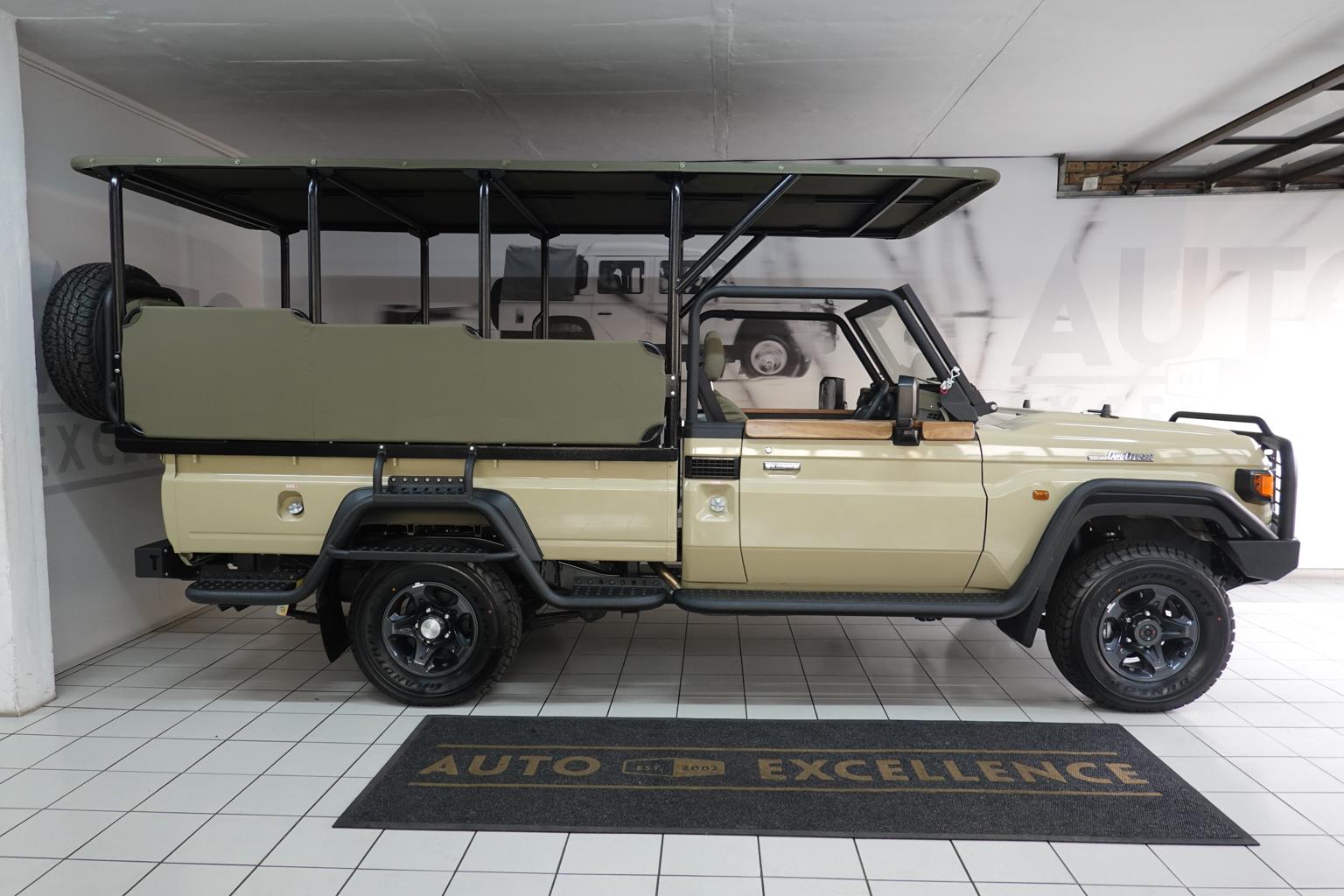 Demo 2024 Toyota Land Cruiser 79 4.2D - Private Seller