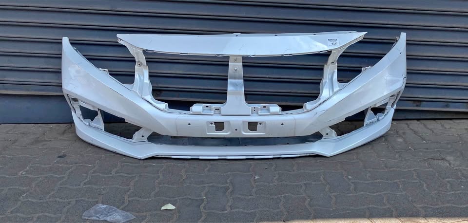 Honda civic 2018 front bumper - Private Seller Honda civic 2018 front bumper - Private Seller