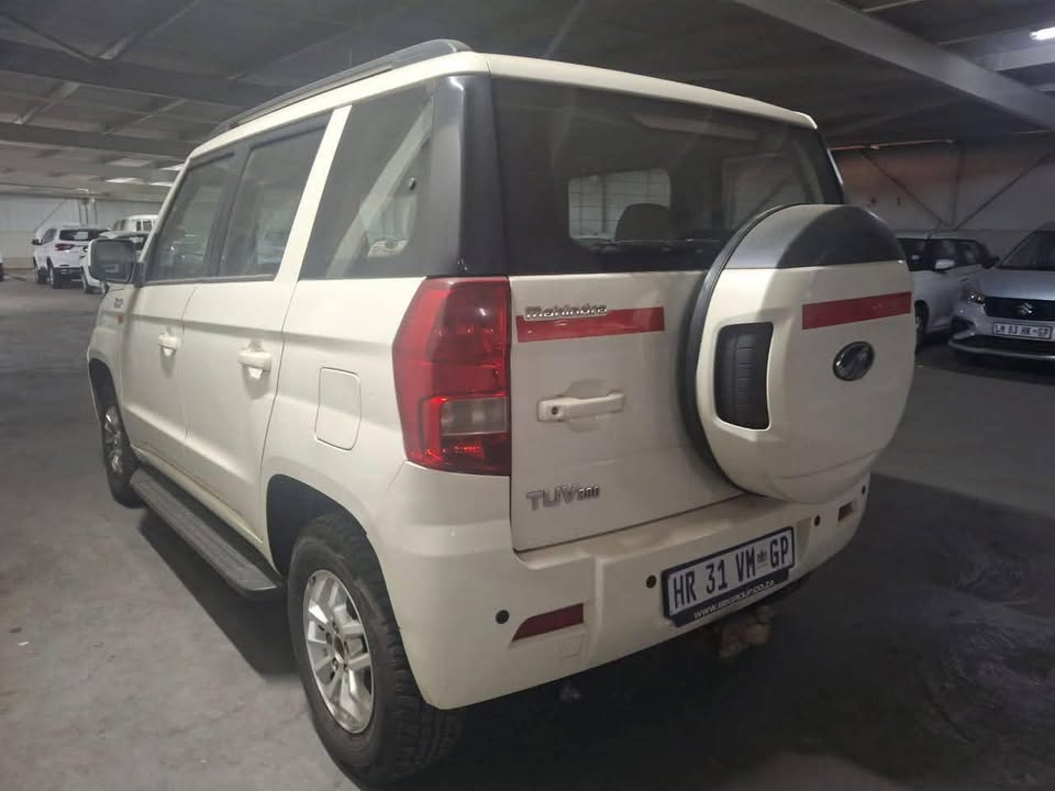 2018 Mahindra TUV 2018 Mahindra 7 seater