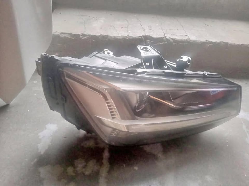 2018-2023 AUDI Q2 RIGHT SIDE HEADLIGHT FOR SALE 2018-2023 AUDI Q2 RIGHT SIDE HEADLIGHT FOR SALE