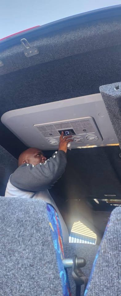 Drop in ac units - Private Seller Drop in ac units - Private Seller