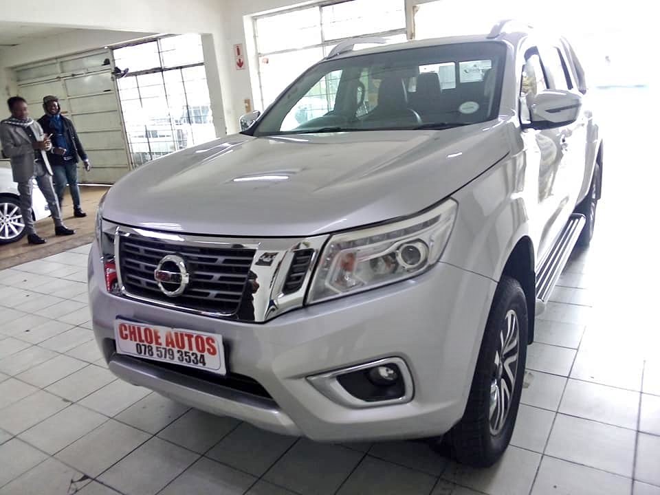 2018 NISSAN NAVARA 2.3 4X4 DOUBLE CAB AUTOMATIC  DIESEL SILVER LEATHER TOWBAR REVERSE SENSOR
