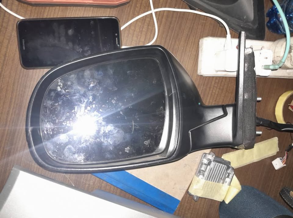 Haval H2 Left side mirror - Private Seller