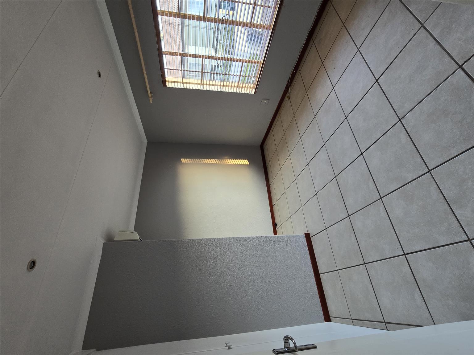 2 Bedroom duplex to rent in 24 hour security complex in Annlin ...
