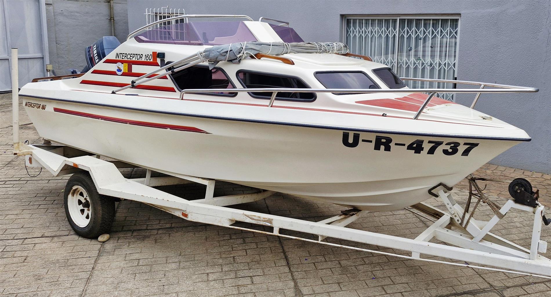 CABIN BOAT YAMAHA - Private Seller CABIN BOAT YAMAHA - Private Seller