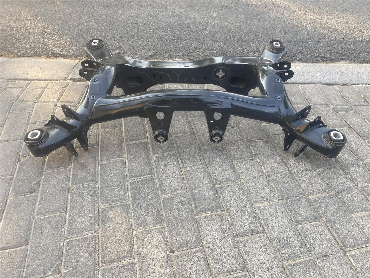 2017 BMW 1 SERIES F20 REAR SUBFRAME FOR SALE. IN PRISTINE CONDITION