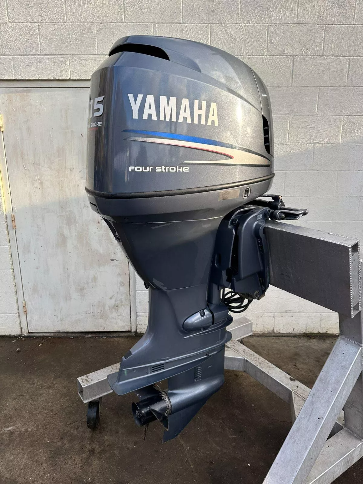 2009 Yamaha 115HP 4 Stroke Outboard Engine 25" Shaft - 297 Hours