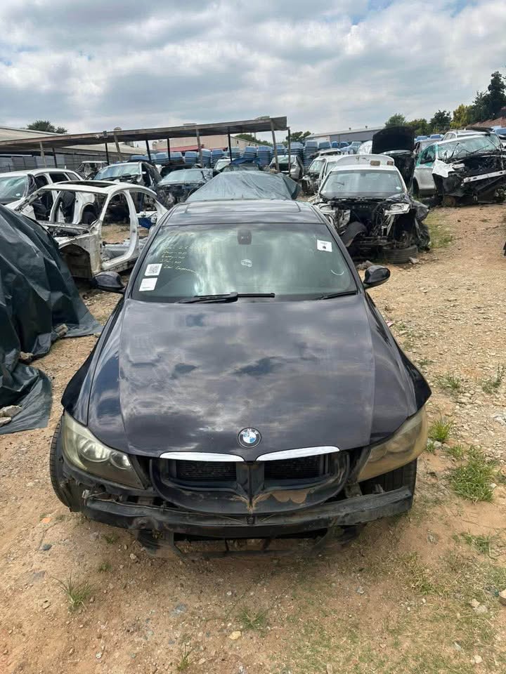 BMW E90 320d N47 AUTO 2007 STRIPPING - Private Seller BMW E90 320d N47 AUTO 2007 STRIPPING - Private Seller