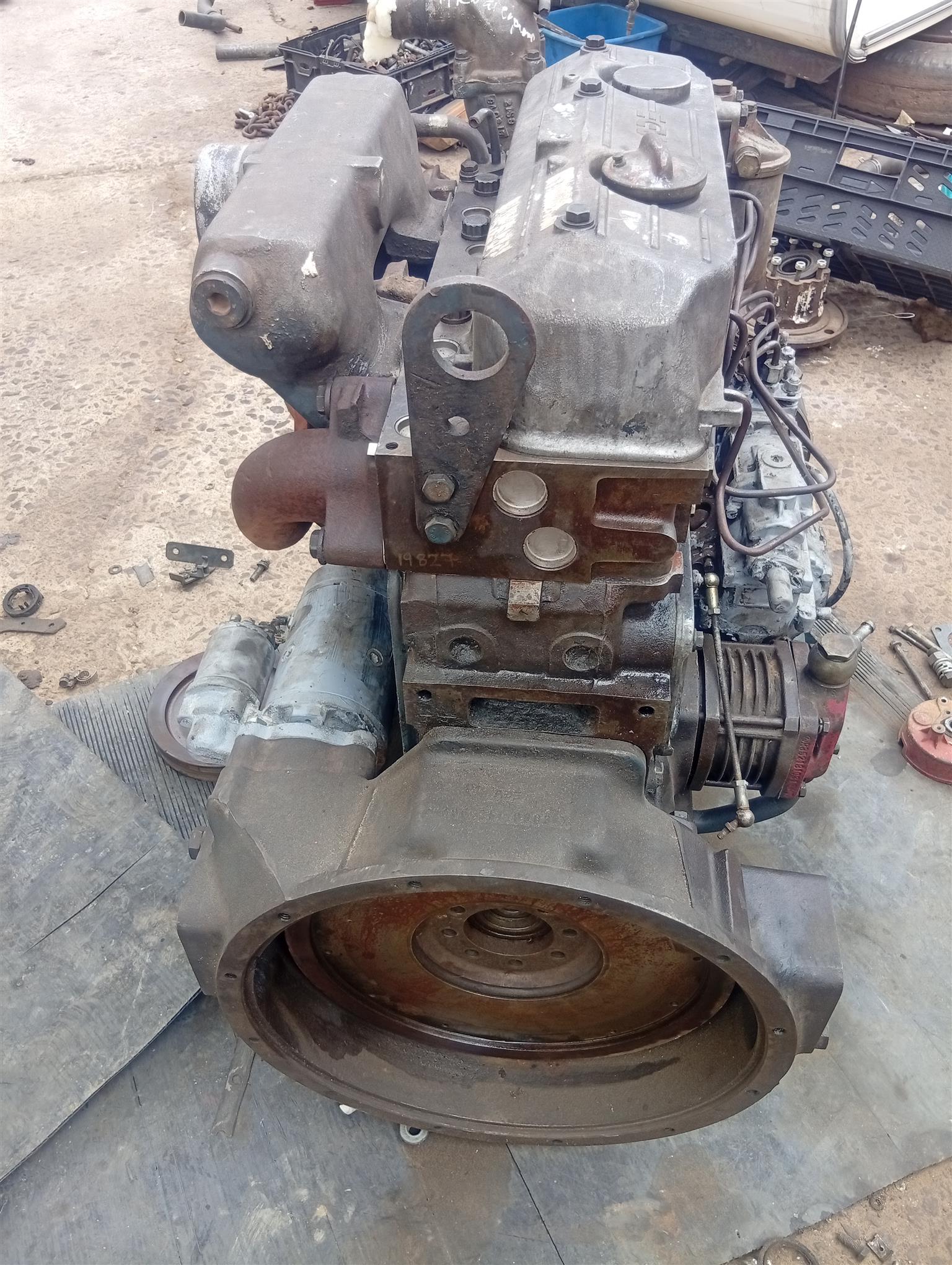 Mercedes Benz Ade 364 complete engine for 4 ton trucks | Junk Mail ...