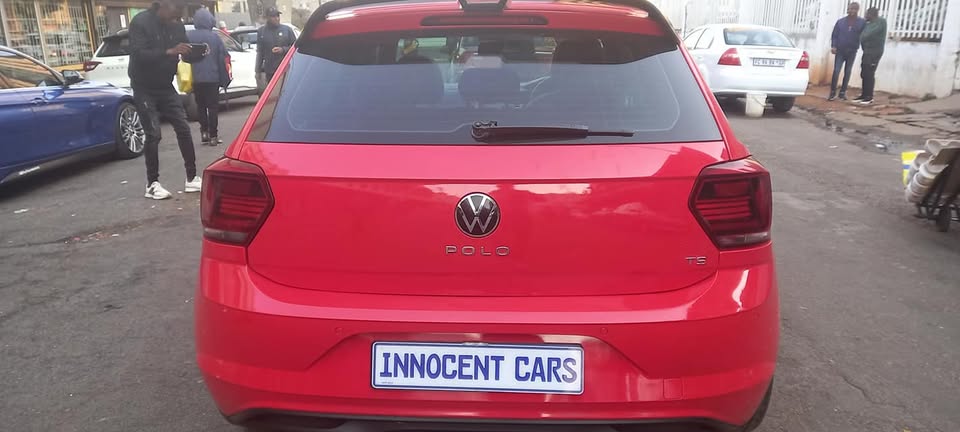 2018 MODEL VW POLO 8 R-LINE 1.0 ENGINE DSG.. AUTOMATIC TRANSMISSION.. RED.