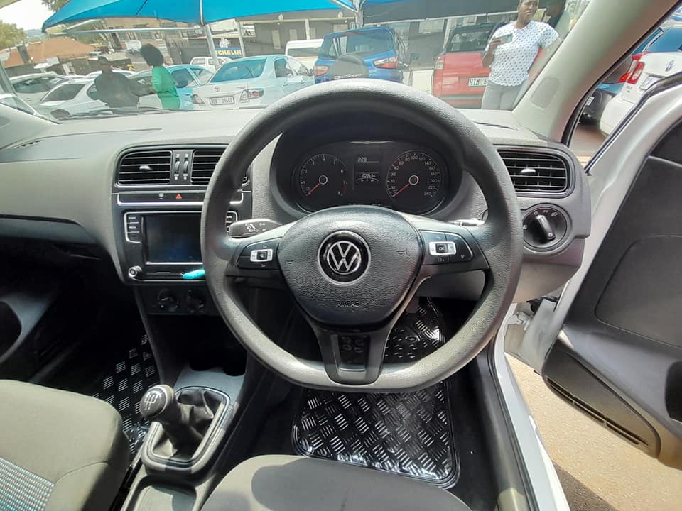 2023 VW POLO VIVO 1.4 MANUAL