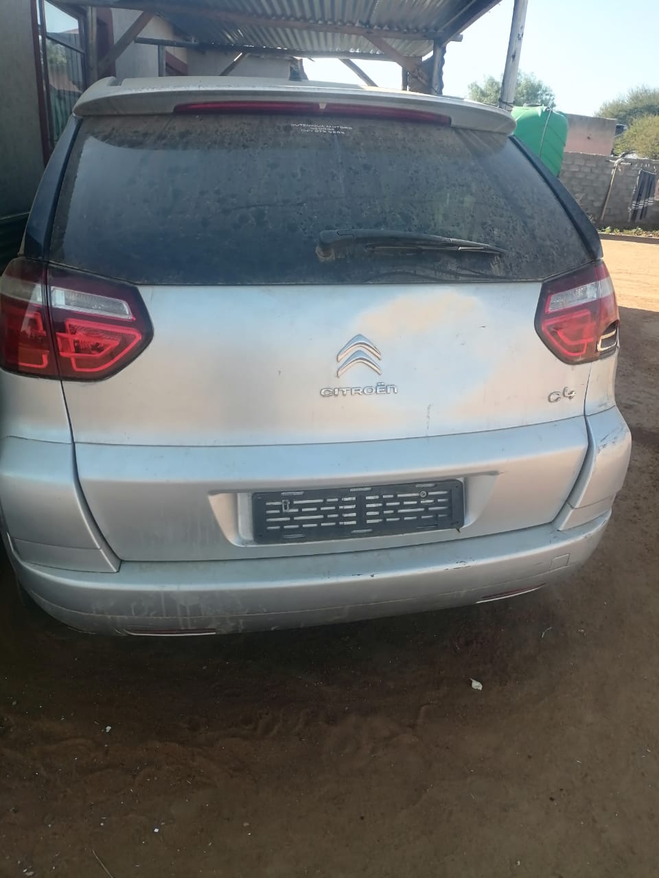 Stripping Citroen C4 Picasso 2012 for parts - Private Seller