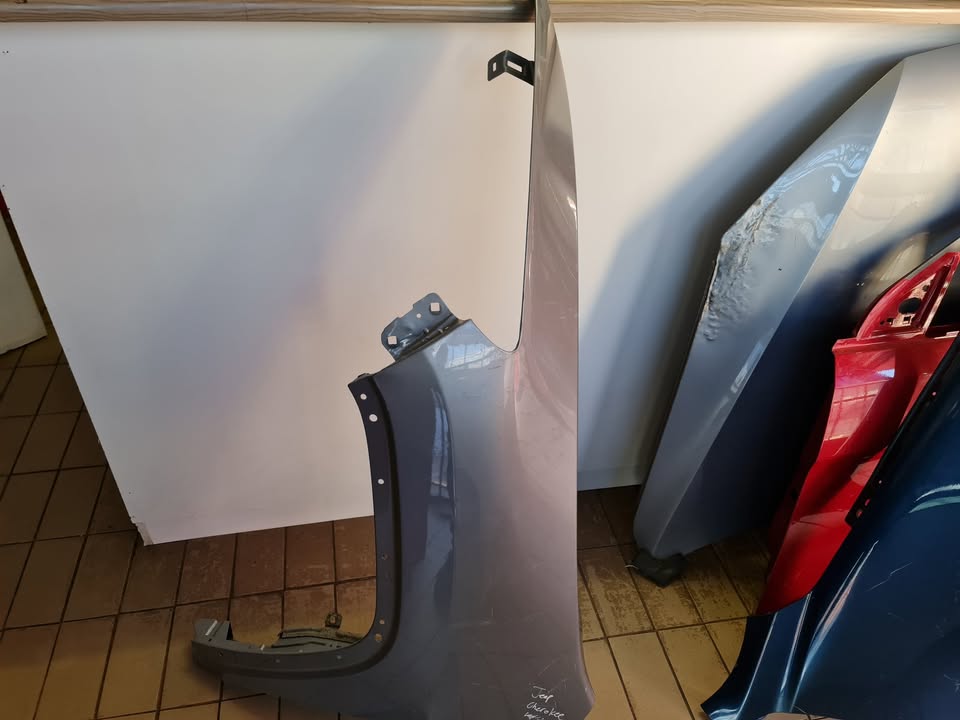 2016 JEEP CHEROKEE LATITUDE FENDER LEFTSIDE SUPER CLEAN - Private Seller 2016 JEEP CHEROKEE LATITUDE FENDER LEFTSIDE SUPER CLEAN - Private Seller