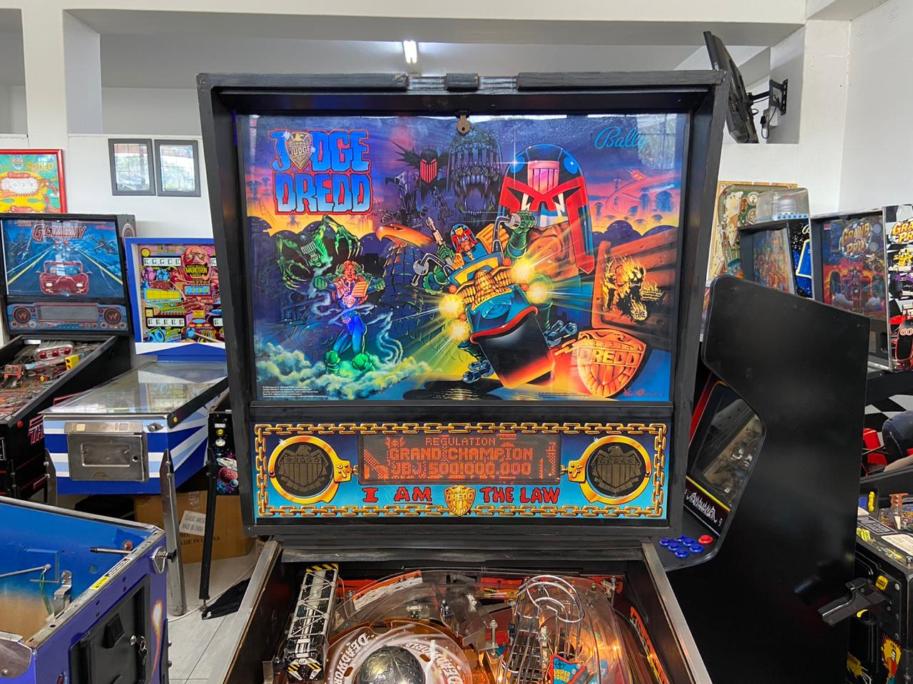 Judge Dredd Pinball Machine by Bally for sale Judge Dredd Pinball Machine by Bally for sale
