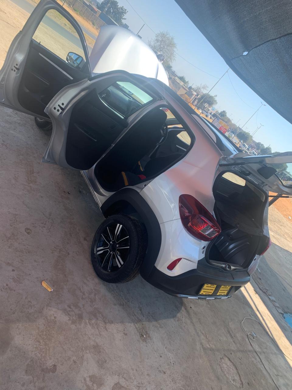 Used 2023 Renault Kwid 1.0 Dynamique - Private Seller