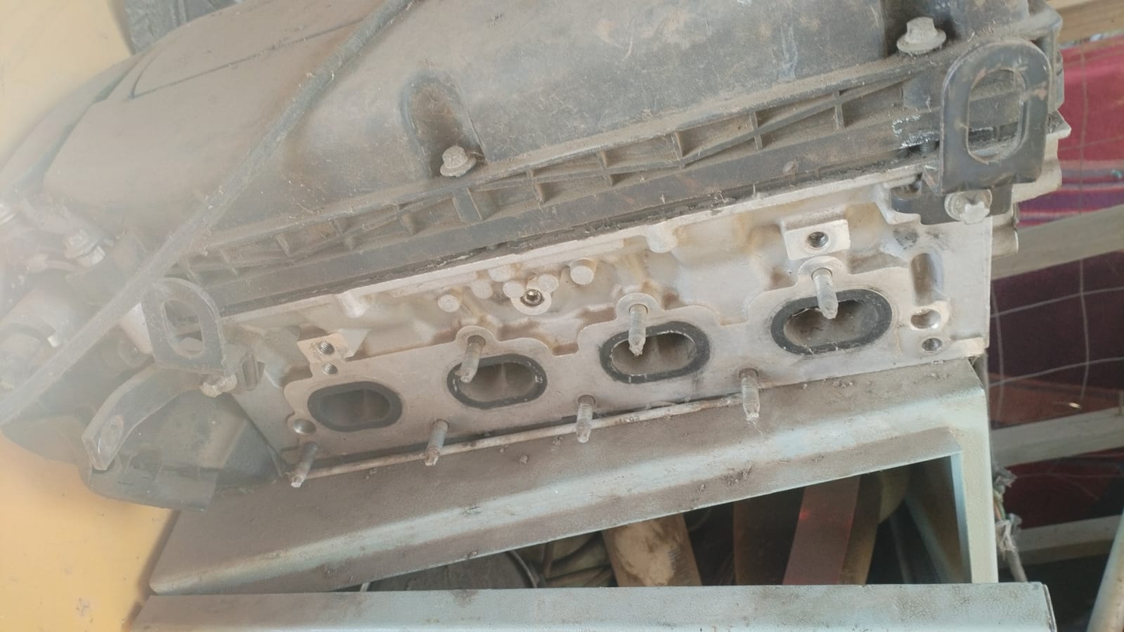 Chev cruz head