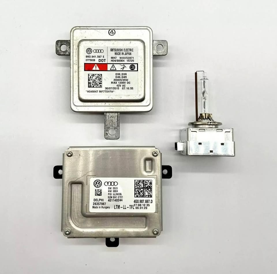 Audi Q3 Q5 A4 A5 A6 Xenon Ballast Bulb Control Unit 4G0907697D & 8K0941597E - Private Seller Audi Q3 Q5 A4 A5 A6 Xenon Ballast Bulb Control Unit 4G0907697D & 8K0941597E - Private Seller