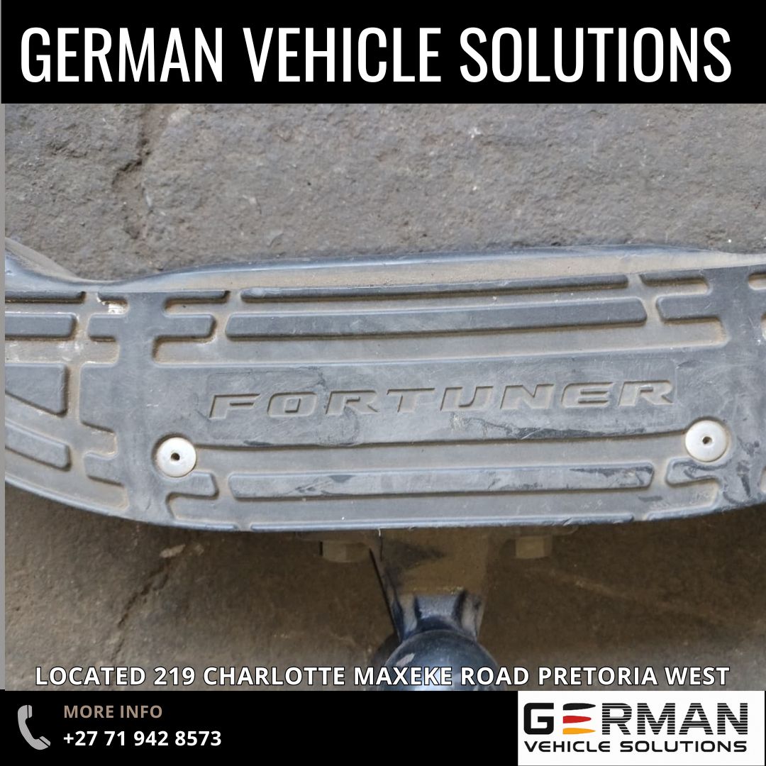 2012 Toyota Fortuner Tow Bar for sale - Private Seller