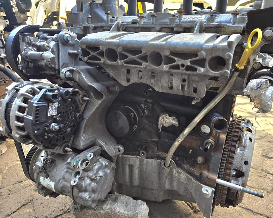 Renault Duster 1.6 K4MA Engine - Private Seller Renault Duster 1.6 K4MA Engine - Private Seller