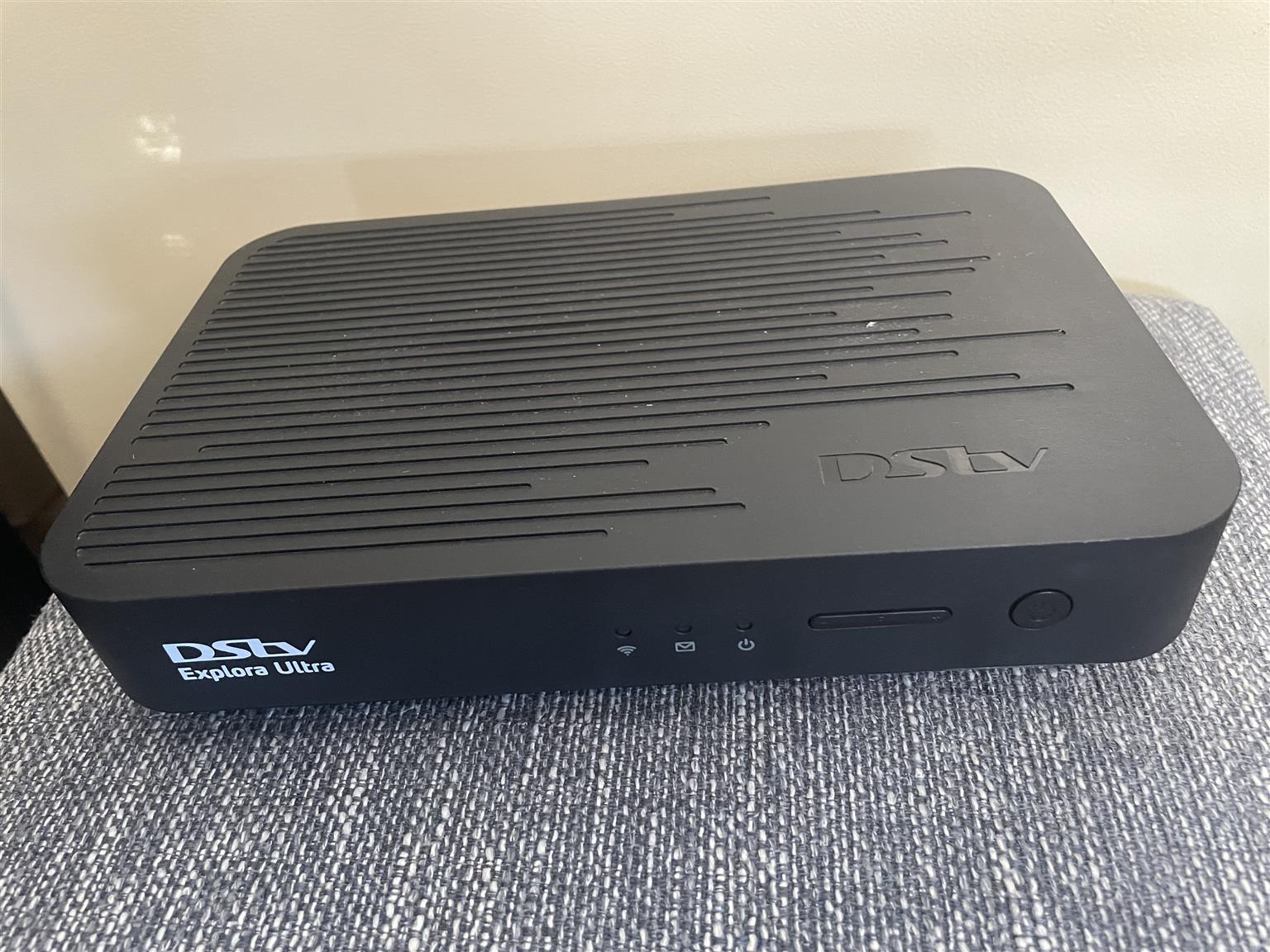 DSTV decoders and dish