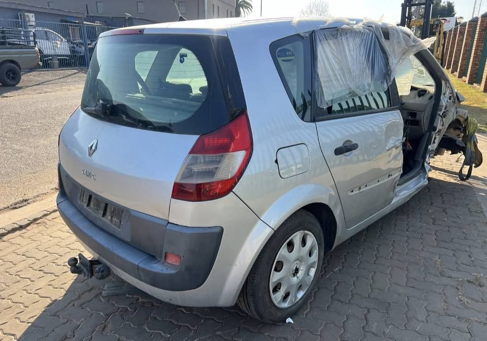 2006 Renault Scenic 1.6 Now Stripping For Spare Parts - Private Seller 2006 Renault Scenic 1.6 Now Stripping For Spare Parts - Private Seller