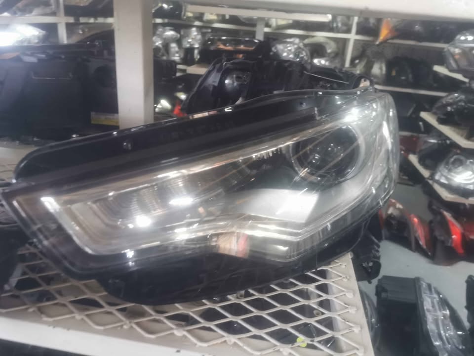 Audi A6 headlights - Private Seller