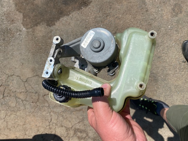 Gearbox pump Magneti Marelli - Private Seller Gearbox pump Magneti Marelli - Private Seller
