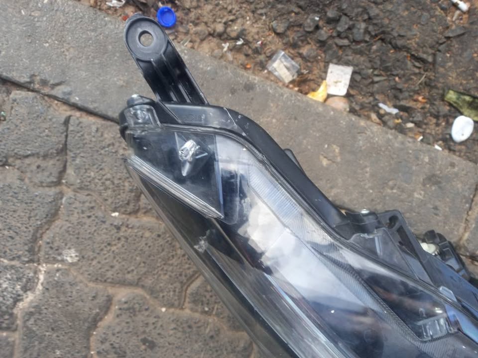 2021 - 2025 Toyota Corolla Cross Headlight Left Hand Side - Private Seller 2021 - 2025 Toyota Corolla Cross Headlight Left Hand Side - Private Seller