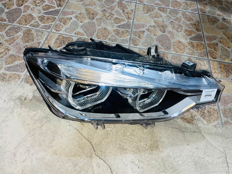 BMW F30 LED HEADLIGHT - Private Seller BMW F30 LED HEADLIGHT - Private Seller