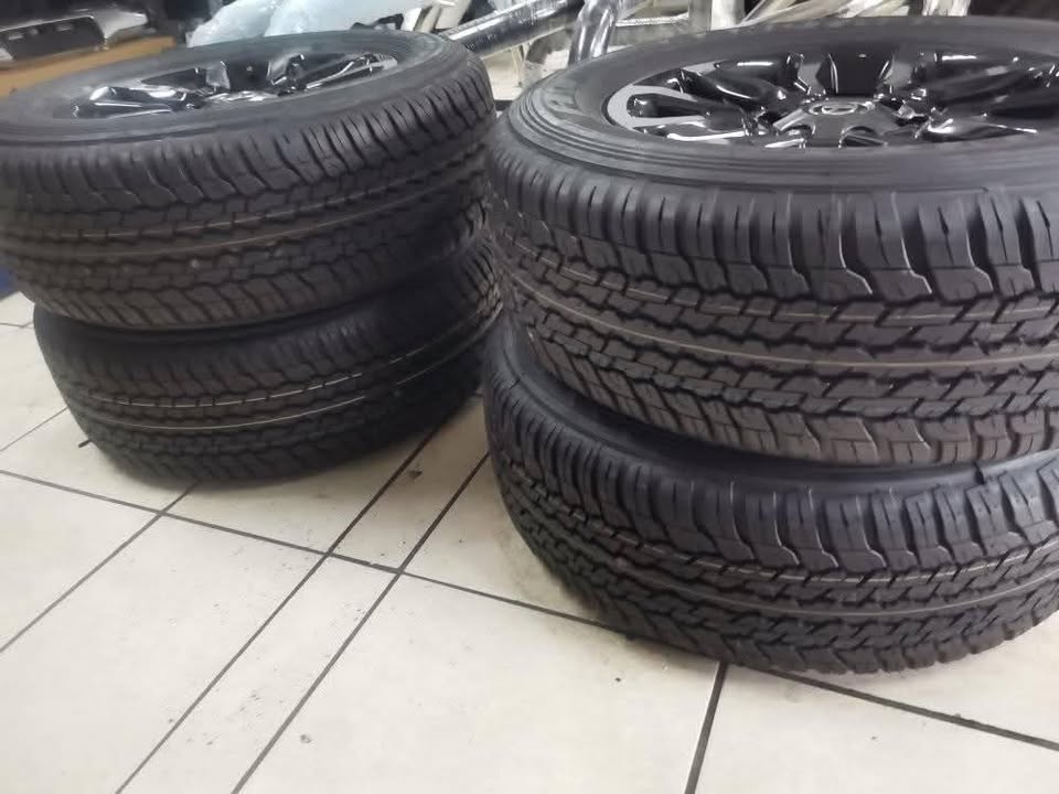 GD6 Toyota hilux 18inch mag rims and tyres brand new ones - Private Seller GD6 Toyota hilux 18inch mag rims and tyres brand new ones - Private Seller