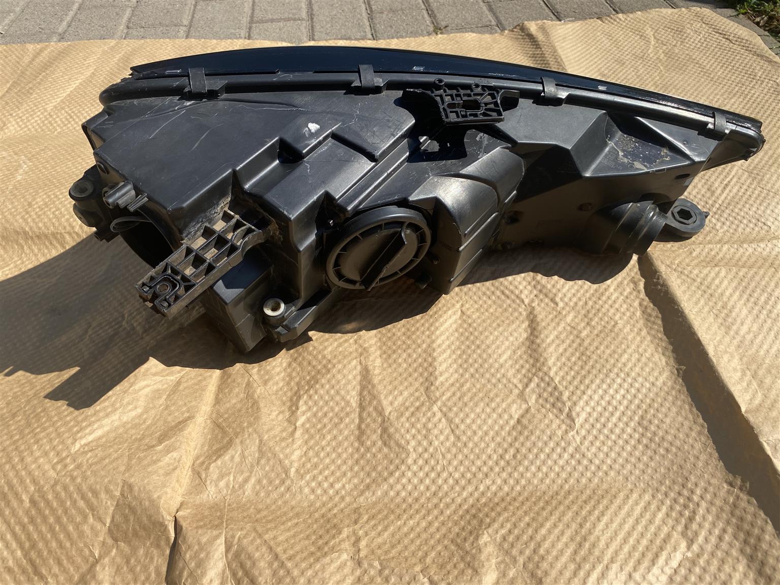 2018 AUDI A4 B9 XENON HEADLIGHT LEFT SIDE FOR SALE. IN EXCELLENT CONDITION - Private Seller 2018 AUDI A4 B9 XENON HEADLIGHT LEFT SIDE FOR SALE. IN EXCELLENT CONDITION - Private Seller