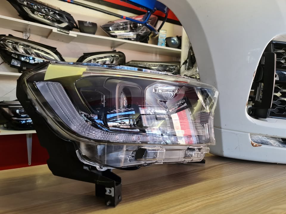 2021 FORD RANGER FULL LED HEADLIGHT RIGHT SIDE BRAND NEW - Private Seller 2021 FORD RANGER FULL LED HEADLIGHT RIGHT SIDE BRAND NEW - Private Seller