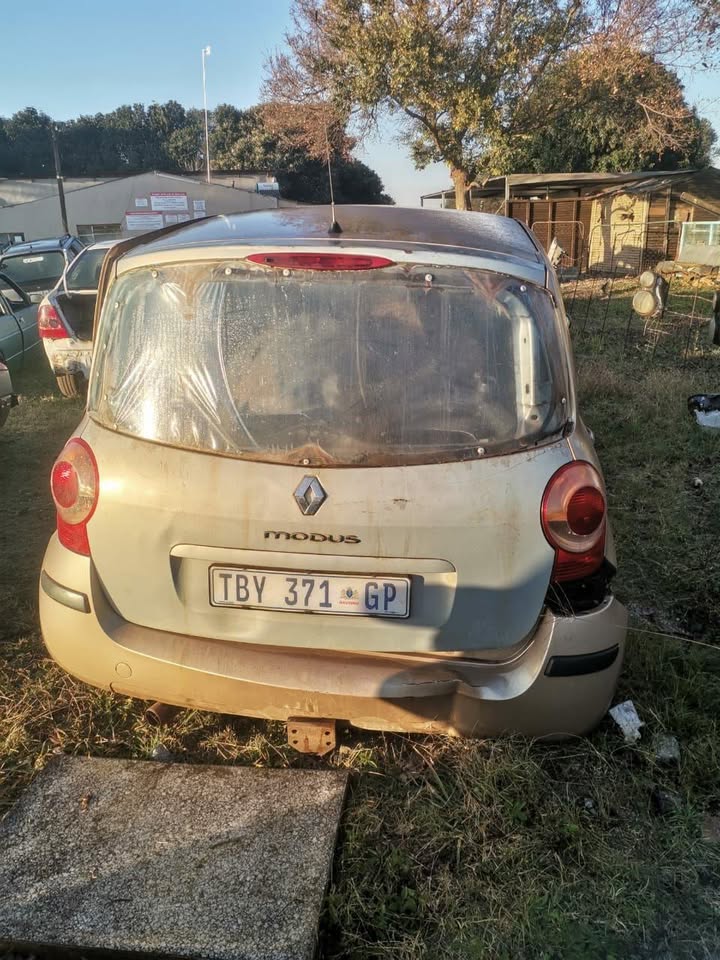 Renault modus spares - Private Seller