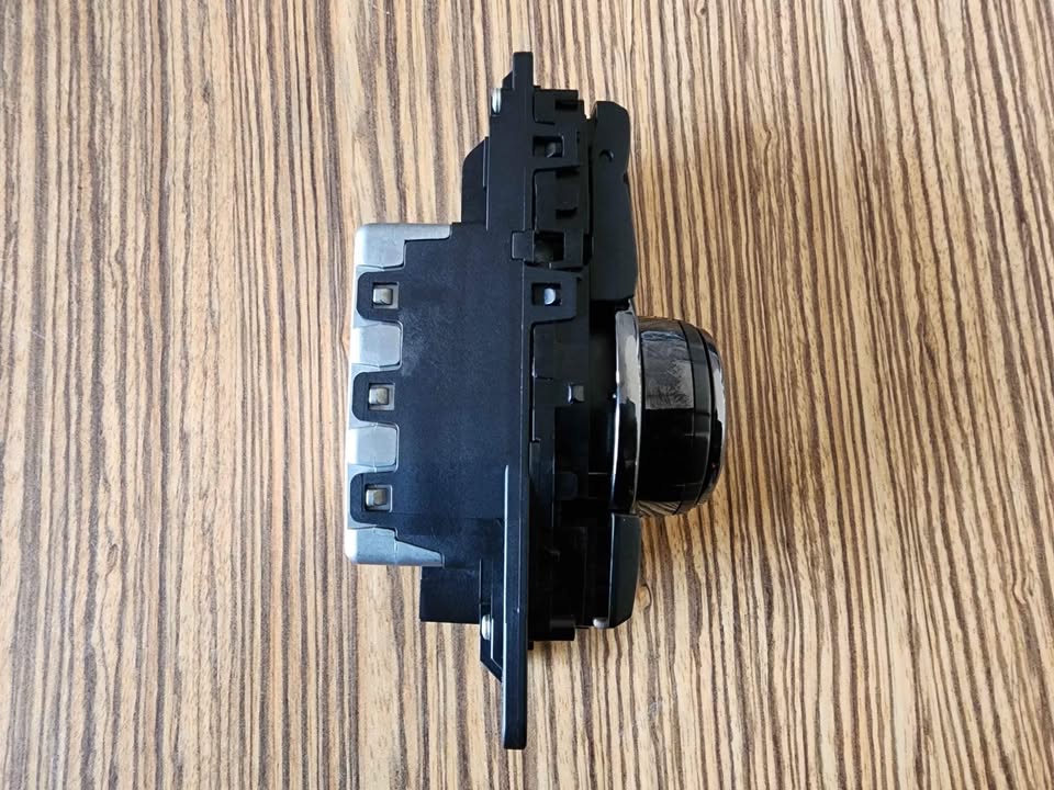 BMW IDRIVE CONTROL SWITCH. - 650i 550i M6 - Private Seller