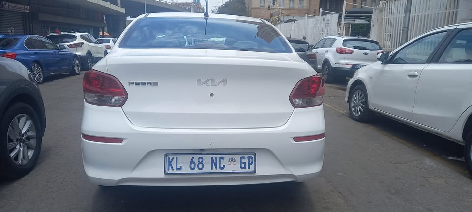 2022 KIA PEGAS 1.4 SEDAN PETROL, WHITE COLOUR