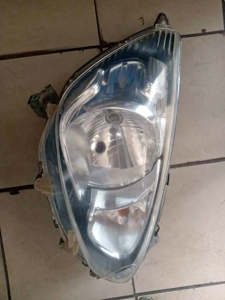 Mitsubishi Mirage 2018 right hand side headlight selling - Private Seller Mitsubishi Mirage 2018 right hand side headlight selling - Private Seller